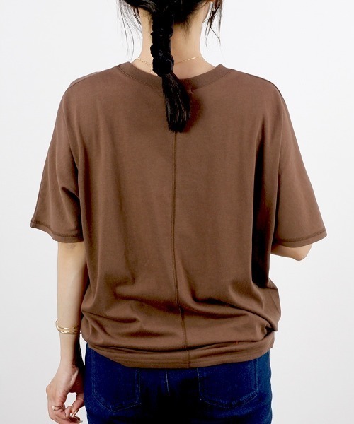 CLOTHY（クロシィ）の「【風が通り抜けるゆったりシルエット♪】ドルマンTシャツ（Tシャツ/カットソー・レディース・ブラック/オフホワイト/ピンク/ブラウン・LARGE/MEDIUM）」の22枚目の写真