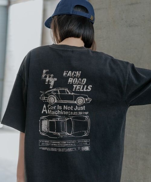 PBLIM（ページボーイリム）の「《UNISEX》モーターカーイラストTシャツ（Tシャツ/カットソー・レディース・ホワイト/ブラック/ブラウン・MEDIUM/LARGE）」の2枚目の写真