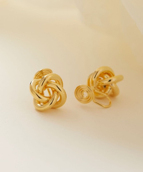yu-ka（ユーカ）の「YU-KA:サークルイヤリング circle earring（イヤリング・レディース・ゴールド/シルバー・FREE）」の4枚目の写真