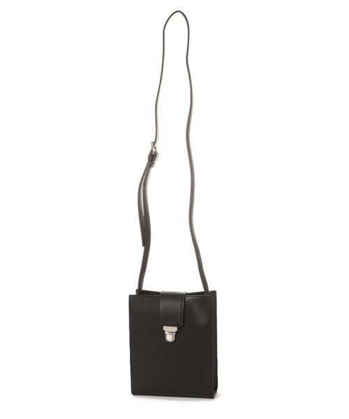 LAKOLE(ラコレ)の「フェイクレザーベルトスクエアミニショルダーバッグ / 420052(ショルダーバッグ・メンズ・ブラック・FREE)」の1枚目の写真