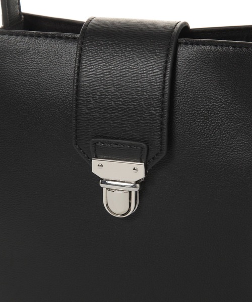LAKOLE(ラコレ)の「フェイクレザーベルトスクエアミニショルダーバッグ / 420052(ショルダーバッグ・メンズ・ブラック・FREE)」の9枚目の写真