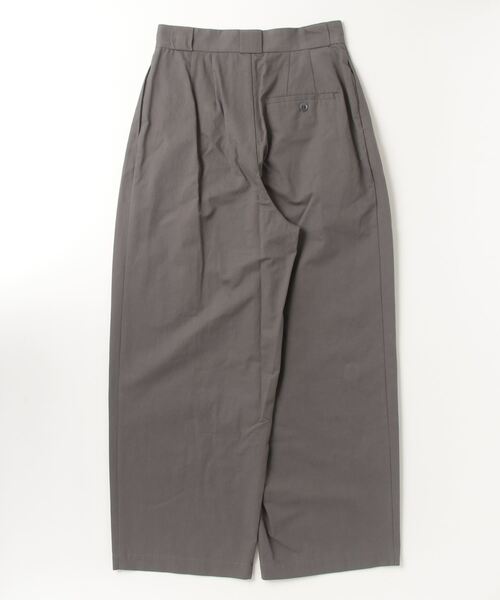 DROIT BELLO（ドロイトベロ）の「DROIT BELLO（ドロイトベロ）綿麻ハイウエストタックパンツ（その他パンツ・レディース・チャコールグレー/アイボリー・S/M）」の3枚目の写真