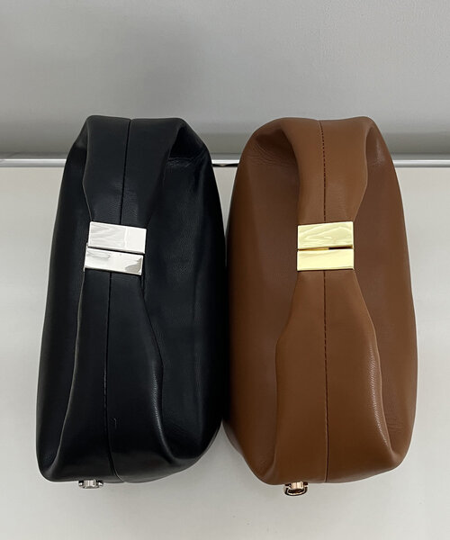 CAPRICIEUX LE'MAGE（カプリシューレマージュ）の「メタルポイント2WAYバッグ（ショルダーバッグ・レディース・ブラック/キャメル・FREE）」の12枚目の写真