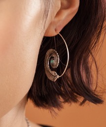 リーフ モチーフ ストーン フープ ピアス