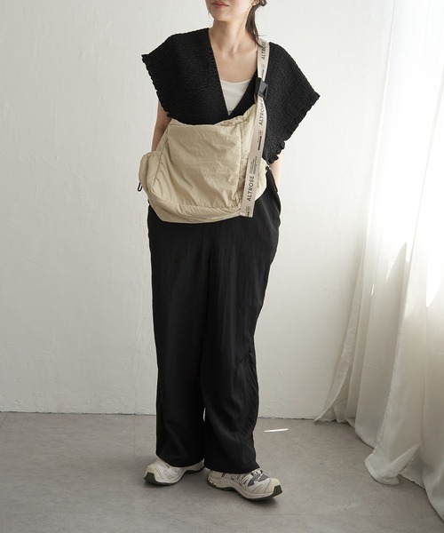 VENCEEXCHANGE(ヴァンスエクスチェンジ)の「フリーザショルダーバッグ(ショルダーバッグ・レディース・オフホワイト/グレー/ネイビー/ブラック・FREE)」の10枚目の写真