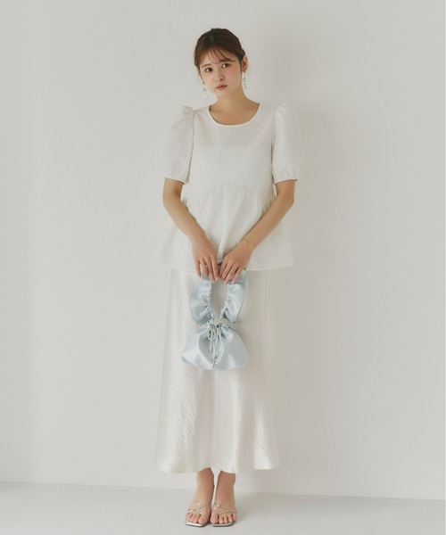 Olu.(オルドット)の「サテンフリルハンドバッグ(ハンドバッグ・レディース・アイボリー/ベビーピンク/ブルー系その他・FREE)」の12枚目の写真