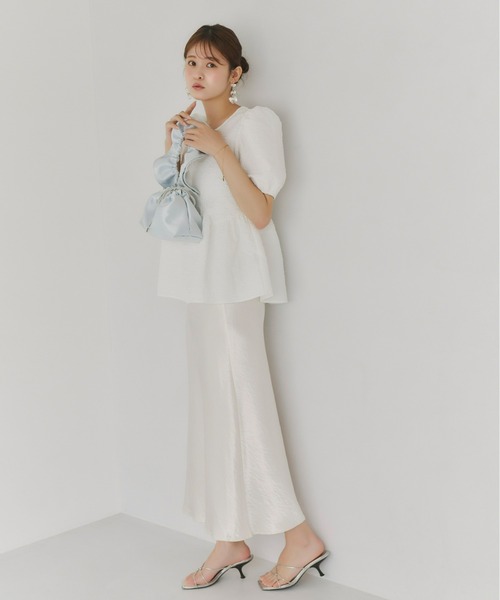 Olu.(オルドット)の「サテンフリルハンドバッグ(ハンドバッグ・レディース・アイボリー/ベビーピンク/ブルー系その他・FREE)」の14枚目の写真