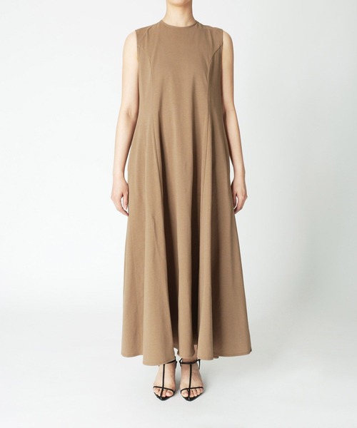 BABYLONE(バビロン)の「バックオープンシェイプワンピース(ワンピース・レディース・モカ/ブラック・フリー)」の11枚目の写真