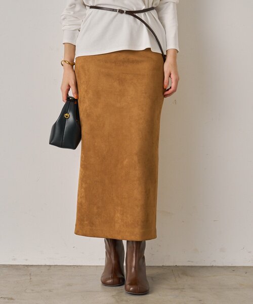 LOUNGEDRESS（ラウンジドレス）の「フェイクスウェードスカート（スカート・レディース・キャメル/ベージュ・SMALL/MEDIUM）」の2枚目の写真