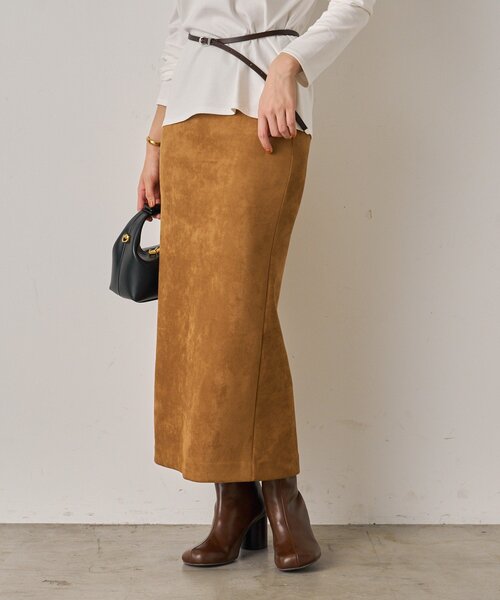 LOUNGEDRESS（ラウンジドレス）の「フェイクスウェードスカート（スカート・レディース・キャメル/ベージュ・SMALL/MEDIUM）」の20枚目の写真