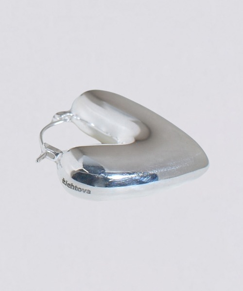 kiehtova(キエトヴァ)の「【kiehtova】round heart hoop pierce/ラウンドハート フープピアス KT21 ※(ピアス(両耳用)・レディース・シルバー・FREE)」の2枚目の写真