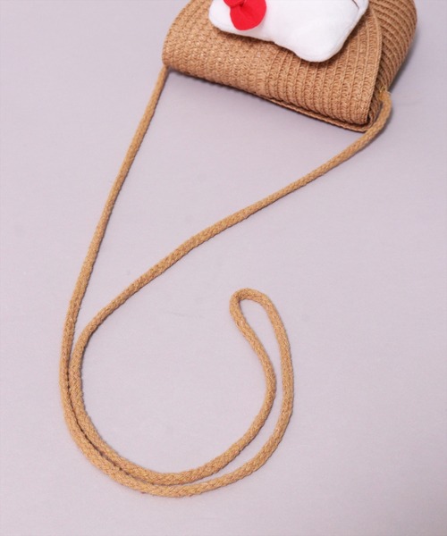 sanrio（サンリオ）の「(SK)【sanrio】ストロー素材ミニ フラップ ショルダーバッグ（ショルダーバッグ・レディース・ベージュ系1/ベージュ系3/ベージュ系4/ベージュ系2・ONE SIZE）」の8枚目の写真