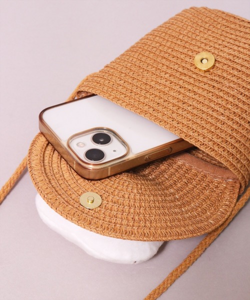 sanrio（サンリオ）の「(SK)【sanrio】ストロー素材ミニ フラップ ショルダーバッグ（ショルダーバッグ・レディース・ベージュ系1/ベージュ系3/ベージュ系4/ベージュ系2・ONE SIZE）」の9枚目の写真