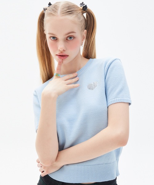 LUVISTRUE(ラヴイズトゥルー)の「PY LOGO WAPPEN KNIT(ニット/セーター・レディース・スカイブルー/ブラック・FREE)」の2枚目の写真