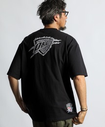The DUFFER of ST.GEORGE（ザダファーオブセントジョージ）の「NBA「OKLAHOMA CITY THUNDER」：NBA別注 オクラホマシティサンダー Tシャツ（Tシャツ/カットソー）」