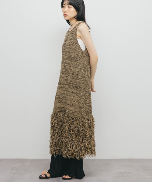 KBF（ケイビーエフ）の「ループフリンジニットワンピース（ワンピース・レディース・グレー系その他/ベージュ系その他・ONE）」の6枚目の写真