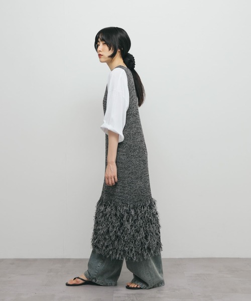 KBF（ケイビーエフ）の「ループフリンジニットワンピース（ワンピース・レディース・グレー系その他/ベージュ系その他・ONE）」の14枚目の写真