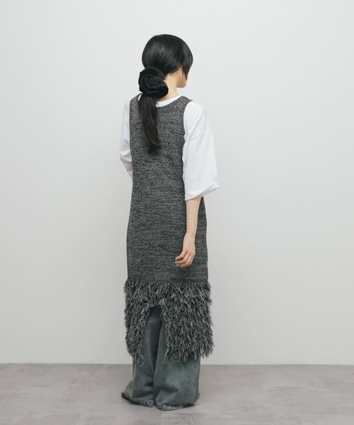 KBF（ケイビーエフ）の「ループフリンジニットワンピース（ワンピース・レディース・グレー系その他/ベージュ系その他・ONE）」の15枚目の写真