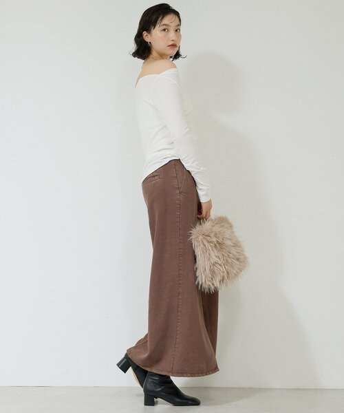 GALLARDAGALANTE（ガリャルダガランテ）の「【2WAY】オフショルカットソー（Tシャツ/カットソー・レディース・ブラック/ホワイト/アイボリー・FREE）」の4枚目の写真