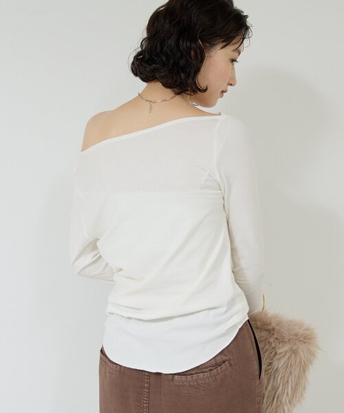 GALLARDAGALANTE（ガリャルダガランテ）の「【2WAY】オフショルカットソー（Tシャツ/カットソー・レディース・ブラック/ホワイト/アイボリー・FREE）」の10枚目の写真