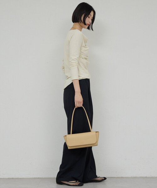 GALLARDAGALANTE（ガリャルダガランテ）の「【2WAY】オフショルカットソー（Tシャツ/カットソー・レディース・ブラック/ホワイト/アイボリー・FREE）」の18枚目の写真