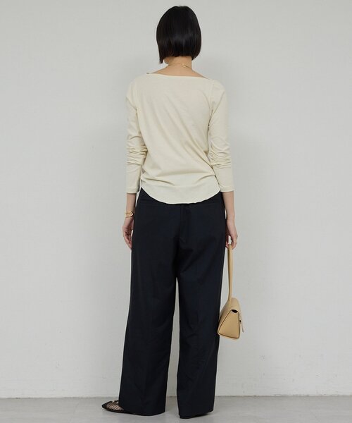 GALLARDAGALANTE（ガリャルダガランテ）の「【2WAY】オフショルカットソー（Tシャツ/カットソー・レディース・ブラック/ホワイト/アイボリー・FREE）」の19枚目の写真