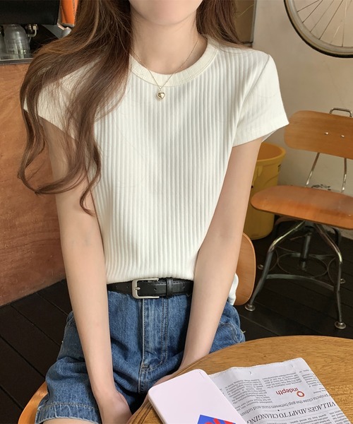 Doula Doula(ドゥーラドゥーラ)の「クルーネックリブTシャツ(Tシャツ/カットソー・レディース・ベージュ/ブルー/ブラック/ホワイト・L/M)」の15枚目の写真