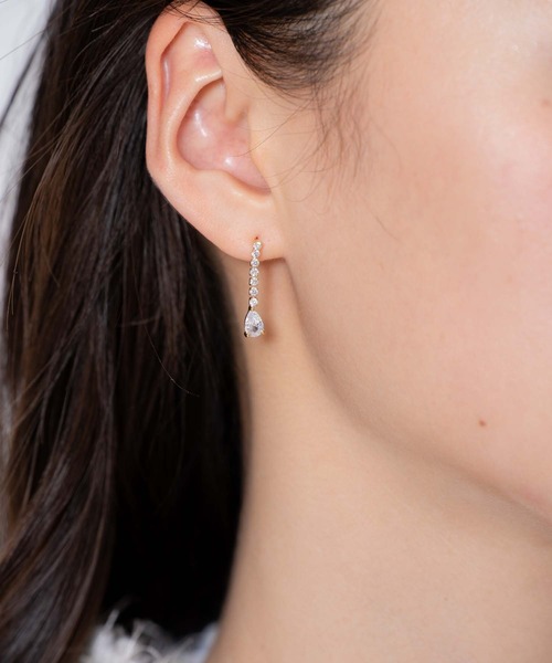 NOELA（ノエラ）の「ビジュースウィングピアス（ピアス（両耳用）・レディース・ゴールド/シルバー・フリー）」の3枚目の写真