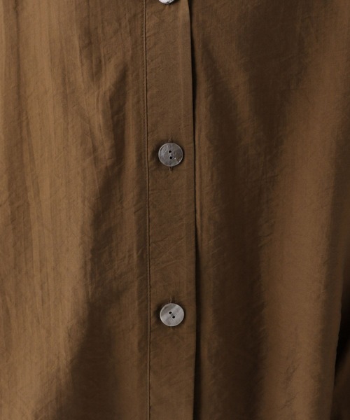 Elura（エルーラ）の「Ｖネックブラウスカーディガン/590647（カーディガン/ボレロ・レディース・オフホワイト/ブラック/キャメル・FREE）」の16枚目の写真