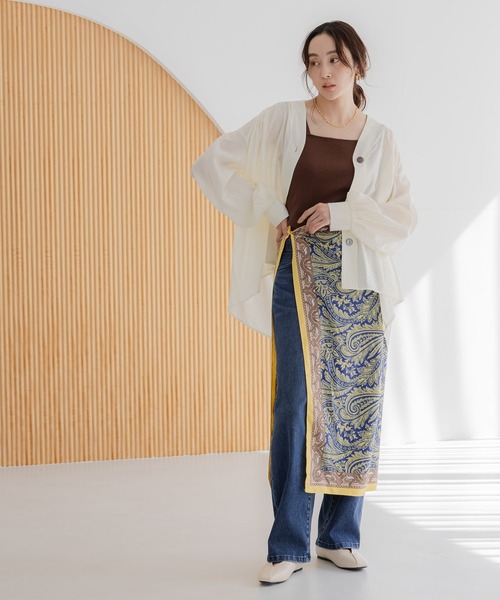 Elura（エルーラ）の「Ｖネックブラウスカーディガン/590647（カーディガン/ボレロ・レディース・オフホワイト/ブラック/キャメル・FREE）」の6枚目の写真