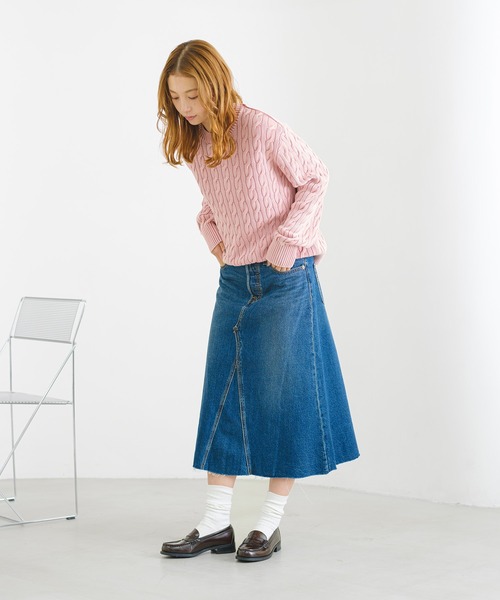 Levi's(リーバイス)の「ボーイフレンド ケーブルクルーネック プルオーバー(ニット/セーター・レディース・ピンク・XS/M/S)」の13枚目の写真