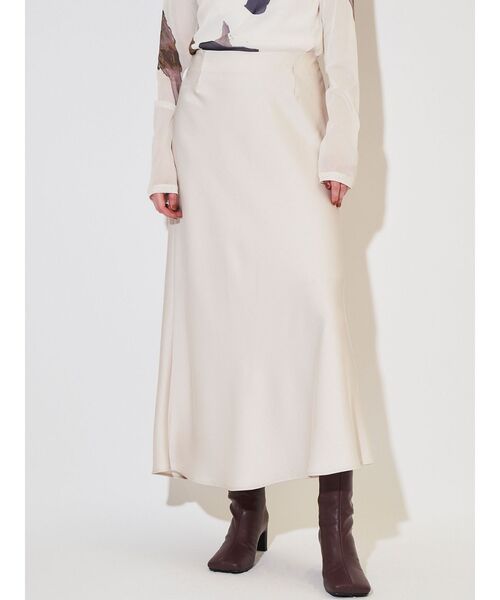 ELENDEEK(エレンディーク)の「バイアスナロースカート(スカート・レディース・アイボリー/チャコールグレー・02/01)」の2枚目の写真