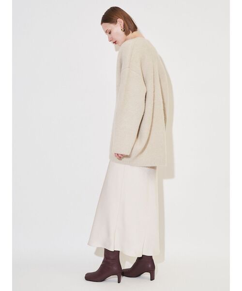 ELENDEEK(エレンディーク)の「バイアスナロースカート(スカート・レディース・アイボリー/チャコールグレー・02/01)」の6枚目の写真