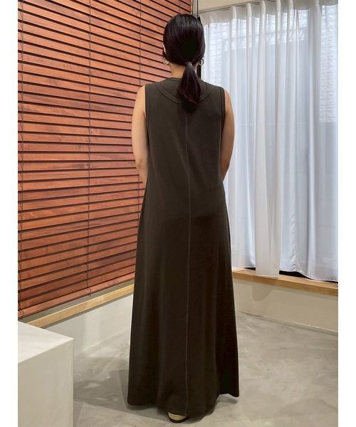 Mila Owen（ミラオーウェン）の「【セットアイテム】タンクレイヤードマキシカットソーワンピース（ワンピース・レディース・アイボリー/カーキ/ブラック・0/1）」の6枚目の写真