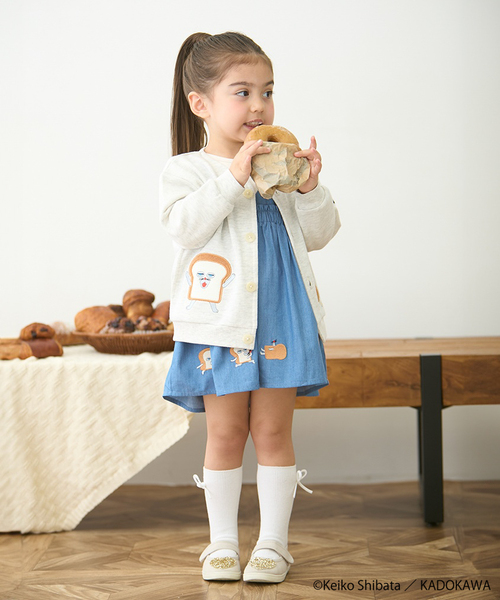 petit main(プティマイン)の「【パンどろぼう】カットカーディガン(カーディガン/ボレロ・キッズ・ホワイト系その他/サックスブルー・90cm/80cm/100cm/110cm/120cm/130cm)」の5枚目の写真