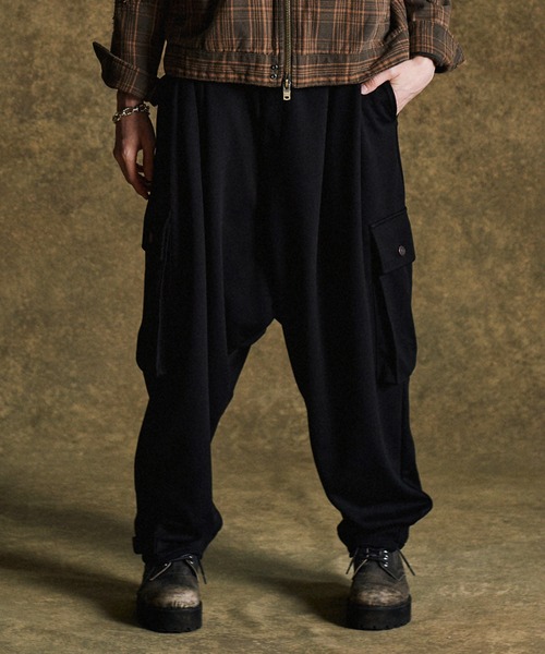 glamb(グラム) ストラクチャーパンツ Structure Tuck Cargo Pants / ストラクチャータックカーゴパンツ