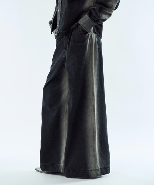 seyto（セイト）の「Gradation wide straight denim pants / グラデーションワイドストレートデニムパンツ（デニムパンツ・メンズ・ブラウン/ブラック・1/3/2）」の7枚目の写真