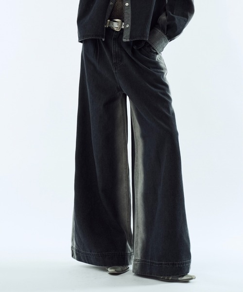 seyto（セイト）の「Gradation wide straight denim pants / グラデーションワイドストレートデニムパンツ（デニムパンツ・メンズ・ブラウン/ブラック・1/3/2）」の5枚目の写真