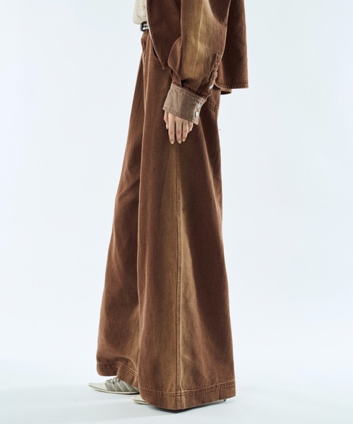 seyto（セイト）の「Gradation wide straight denim pants / グラデーションワイドストレートデニムパンツ（デニムパンツ・メンズ・ブラウン/ブラック・1/3/2）」の21枚目の写真