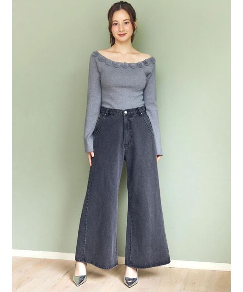 CALNAMUR（カルナムール）の「BACK RIBBON DENIM PT/バックリボンデニムパンツ（デニムパンツ・レディース・ブラック/ライトブルー・SMALL/MEDIUM）」の7枚目の写真