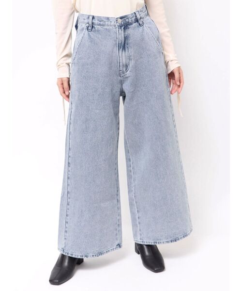 CALNAMUR（カルナムール）の「BACK RIBBON DENIM PT/バックリボンデニムパンツ（デニムパンツ・レディース・ブラック/ライトブルー・SMALL/MEDIUM）」の3枚目の写真