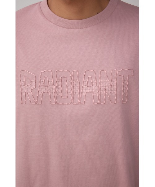 AZUL by moussy(アズールバイマウジー)の「3D刺繍半袖トップス(Tシャツ/カットソー・メンズ・ブラック/スモークピンク/ホワイト・MEDIUM/LARGE)」の4枚目の写真