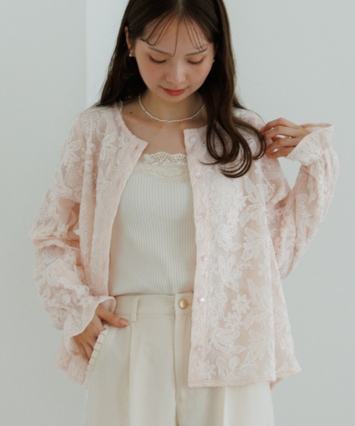 flower（フラワー）の「ボタニカルフレアトップ（シャツ/ブラウス・レディース・ベビーピンク/アイボリー・FREE）」の2枚目の写真