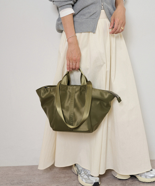 JOURNAL STANDARD relume(ジャーナルスタンダード レリューム)の「《WEB限定追加2》RELUME ナイロントートバッグ(トートバッグ・レディース・ブラウン/ブラック/カーキ・FREE)」の3枚目の写真