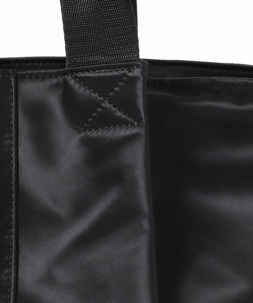 JOURNAL STANDARD relume(ジャーナルスタンダード レリューム)の「《WEB限定追加2》RELUME ナイロントートバッグ(トートバッグ・レディース・ブラウン/ブラック/カーキ・FREE)」の7枚目の写真