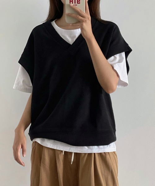 ONEP STAR(ワンピスター)の「Vネックスウェットベスト(ベスト・レディース・ブラック/グレー・MEDIUM/LARGE)」の11枚目の写真