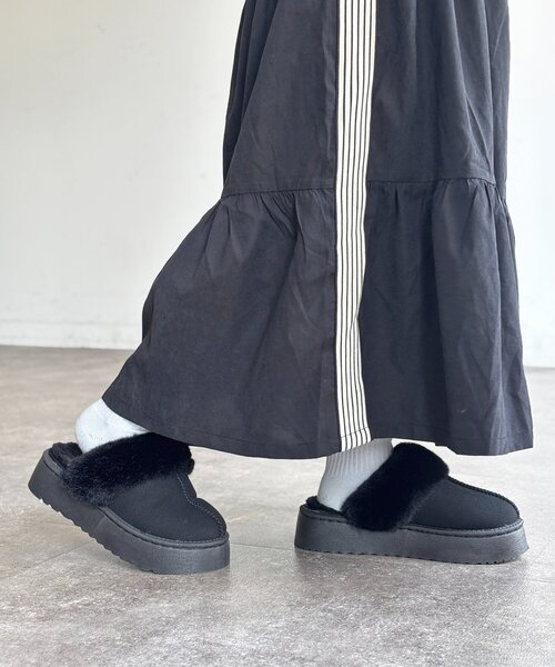 CPCM（シーピーシーエム）の「厚底ムートンシューズ（ブーツ・レディース・キャメル/ブラック/グレー・SMALL/MEDIUM/LARGE）」の18枚目の写真