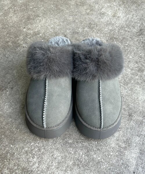 CPCM（シーピーシーエム）の「厚底ムートンシューズ（ブーツ・レディース・キャメル/ブラック/グレー・SMALL/MEDIUM/LARGE）」の6枚目の写真