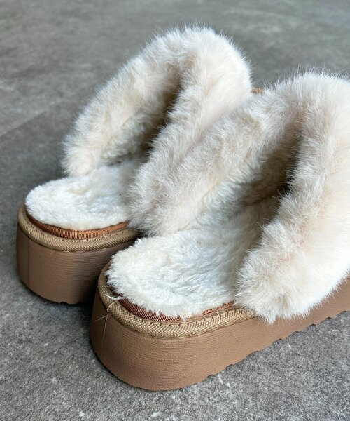 CPCM（シーピーシーエム）の「厚底ムートンシューズ（ブーツ・レディース・キャメル/ブラック/グレー・SMALL/MEDIUM/LARGE）」の16枚目の写真