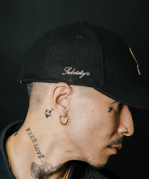 Subciety(サブサエティ)の「Felt logo cap(キャップ・メンズ・オリーブ/ブラック・FREE)」の3枚目の写真